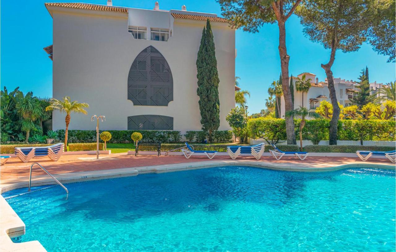 Lovely Apartment In Marbella With Kitchenette Exteriör bild