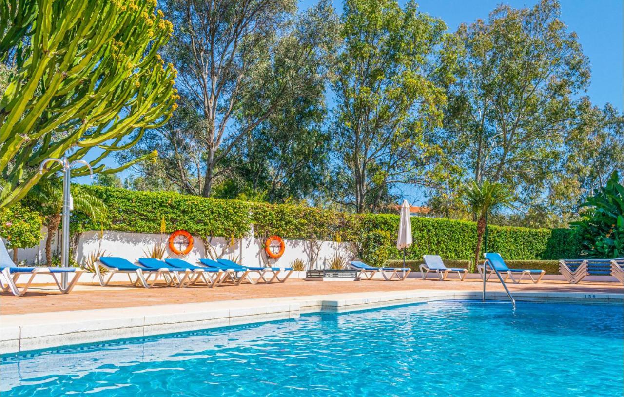 Lovely Apartment In Marbella With Kitchenette Exteriör bild
