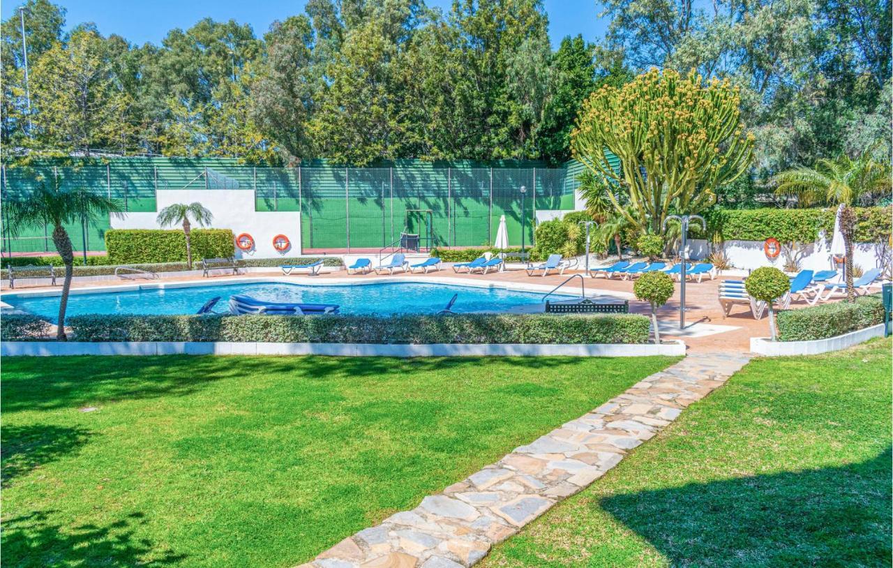 Lovely Apartment In Marbella With Kitchenette Exteriör bild