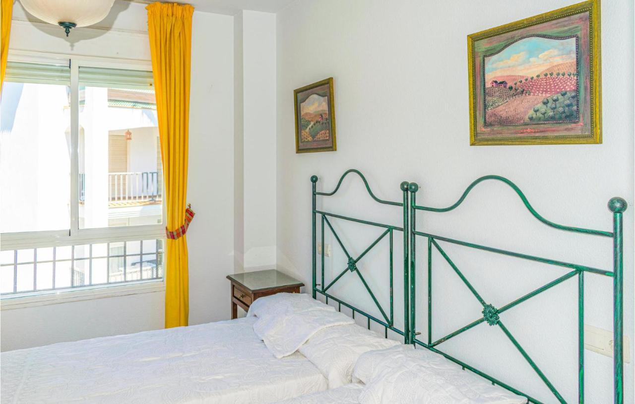 Lovely Apartment In Marbella With Kitchenette Exteriör bild