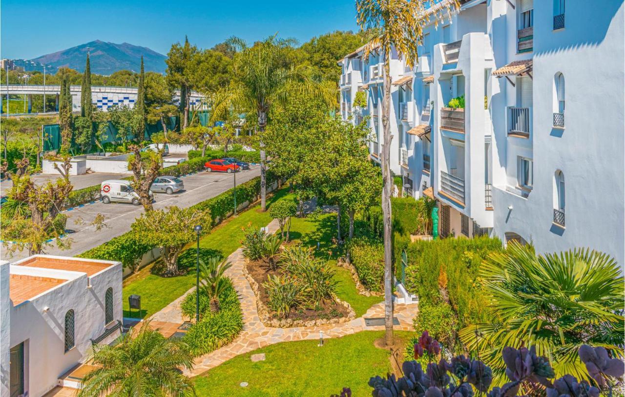 Lovely Apartment In Marbella With Kitchenette Exteriör bild